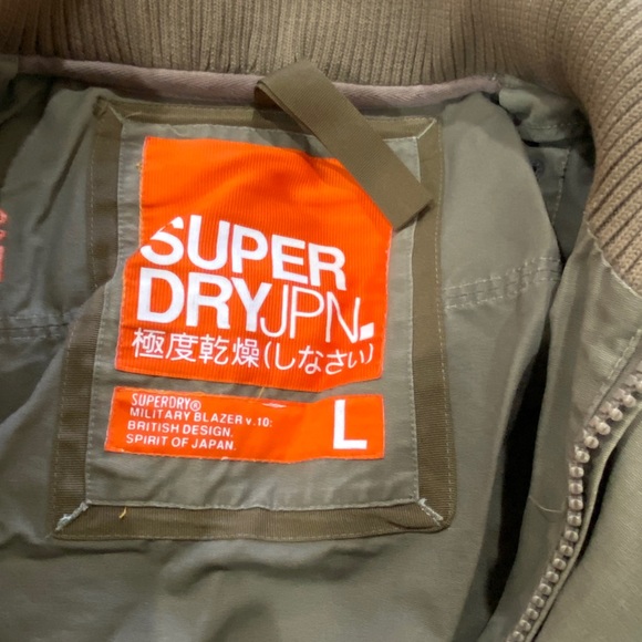 Men’s army inspired SuperDry coat - Picture 3 of 10